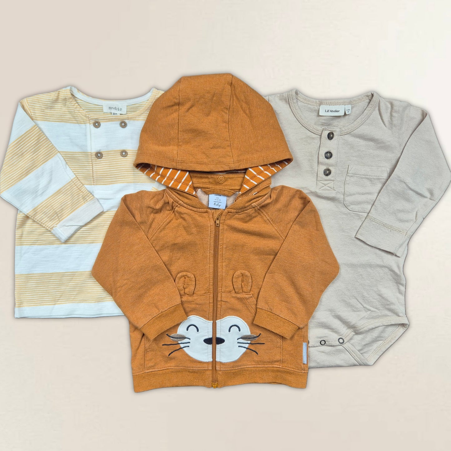 Tröjor och body. Strl. 80