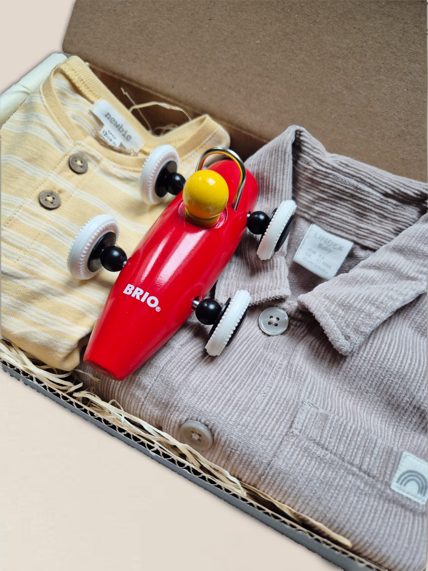 Skjorta, body, BRIO-bil. Strl. 80.