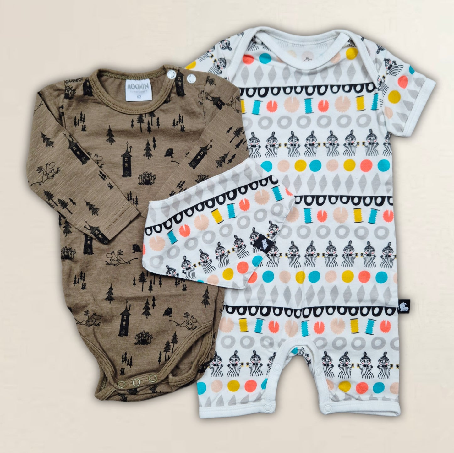 Mumin body, pyjamas och dregglis. Strl. 62