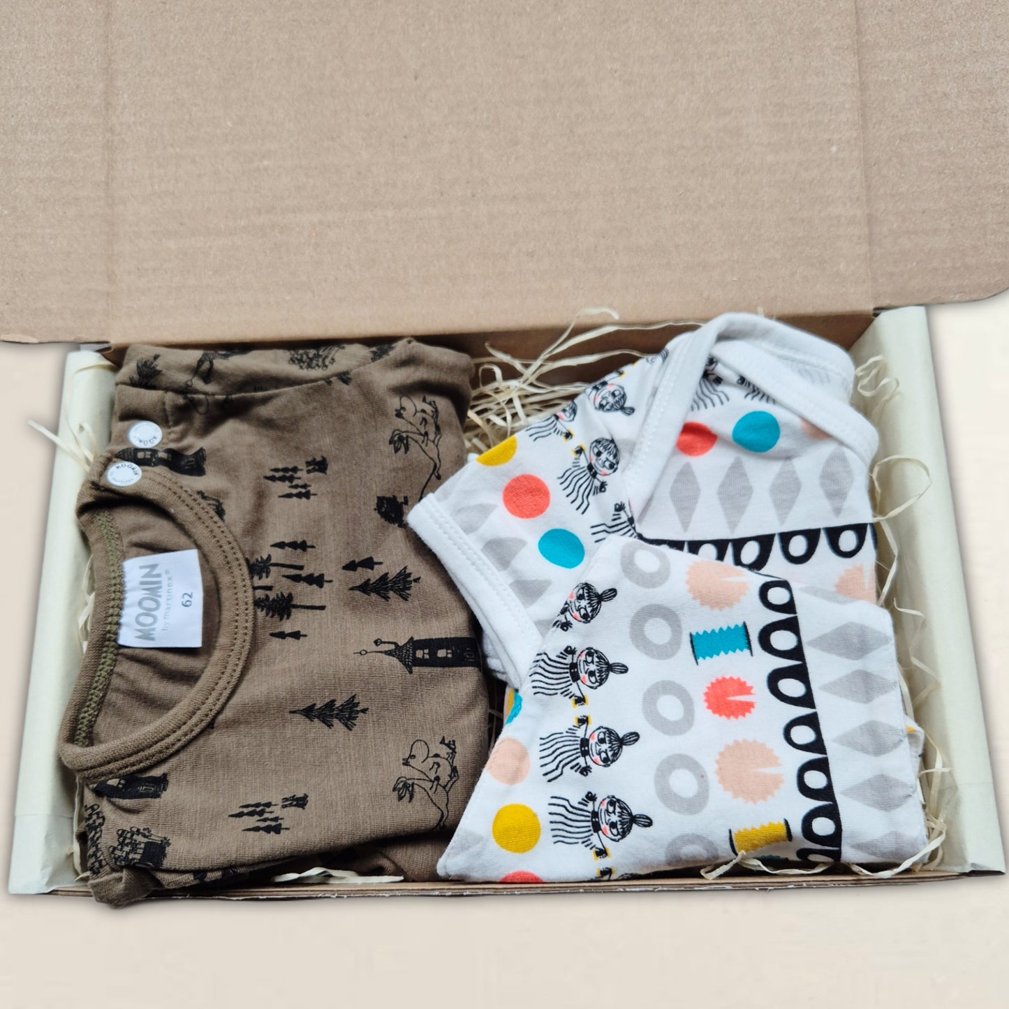 Mumin body, pyjamas och dregglis. Strl. 62