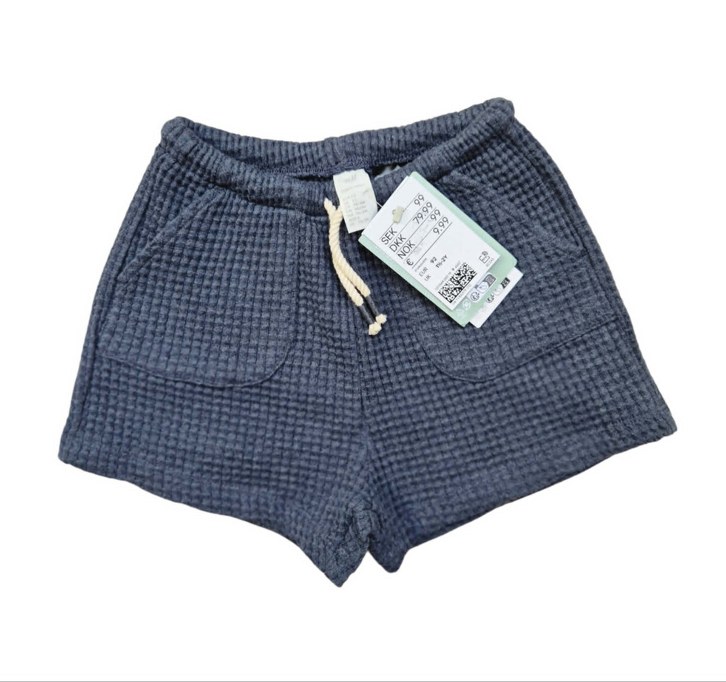 Strl. 92. Shorts.